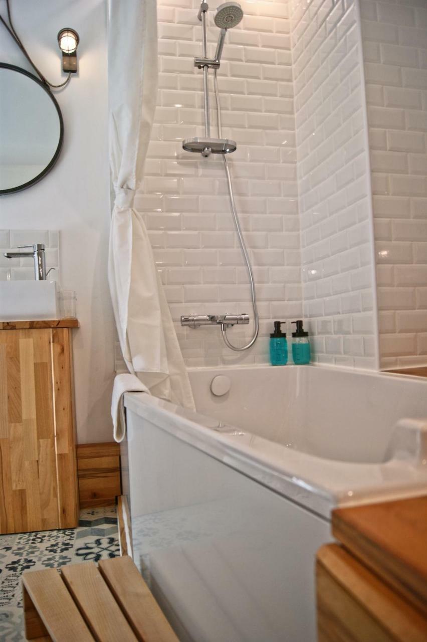 Bed and Breakfast Le Grenier De Louisette Libourne Exterior foto